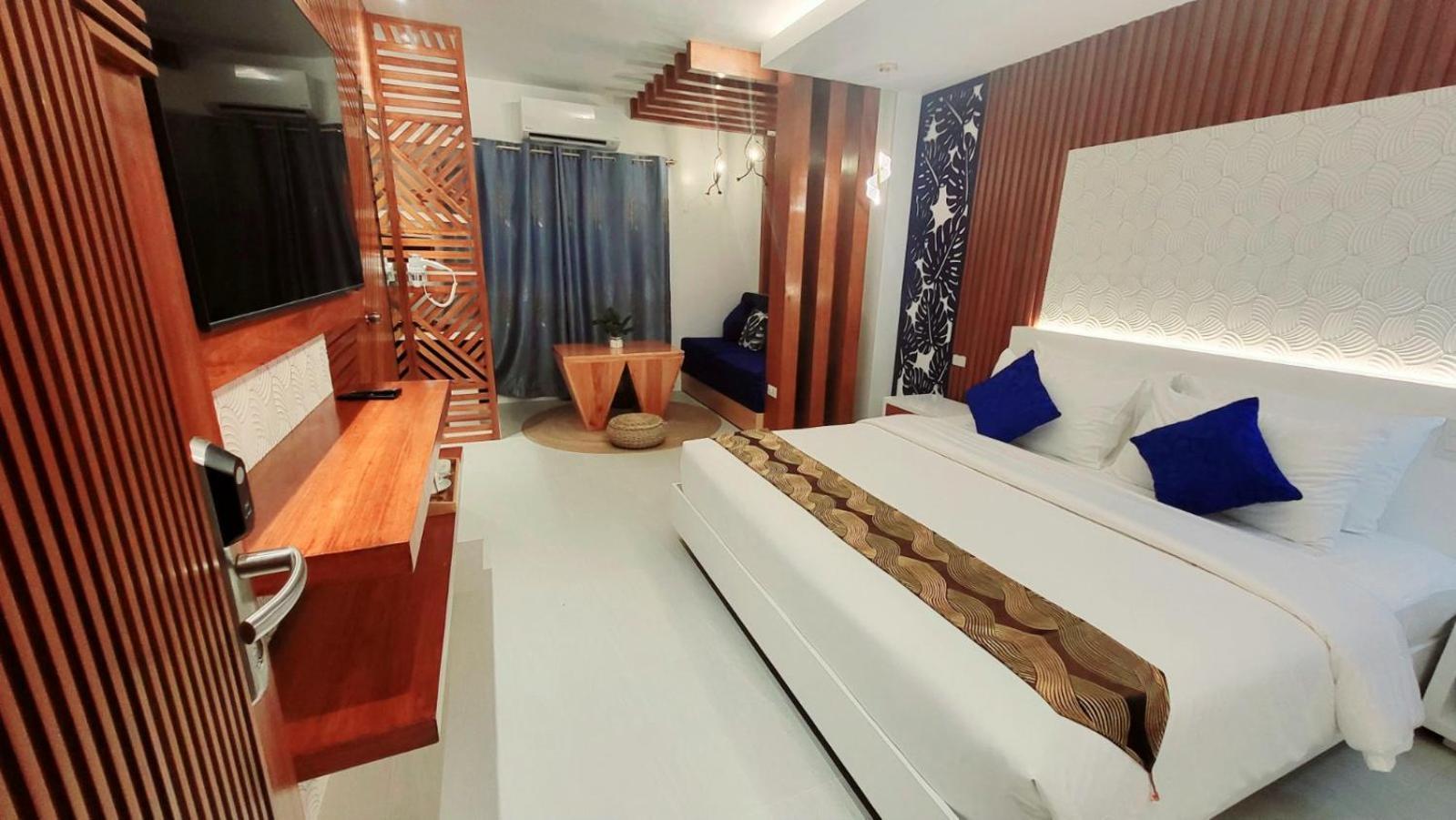 The Paragon Boracay Suites Manoc-Manoc ภายนอก รูปภาพ